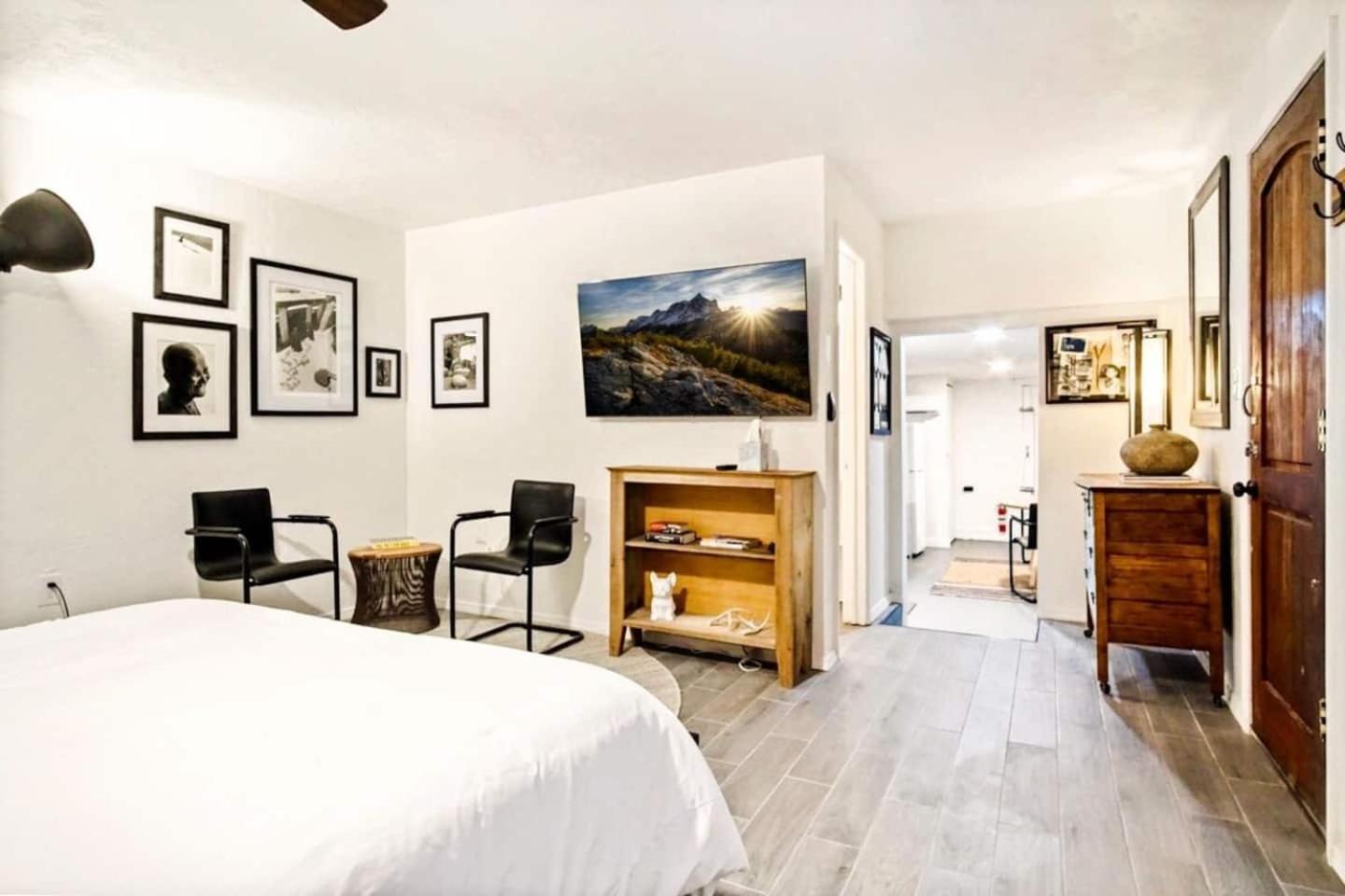 All-Inclusive Studio Near Okcs Best #C2 Oklahoma City Bagian luar foto