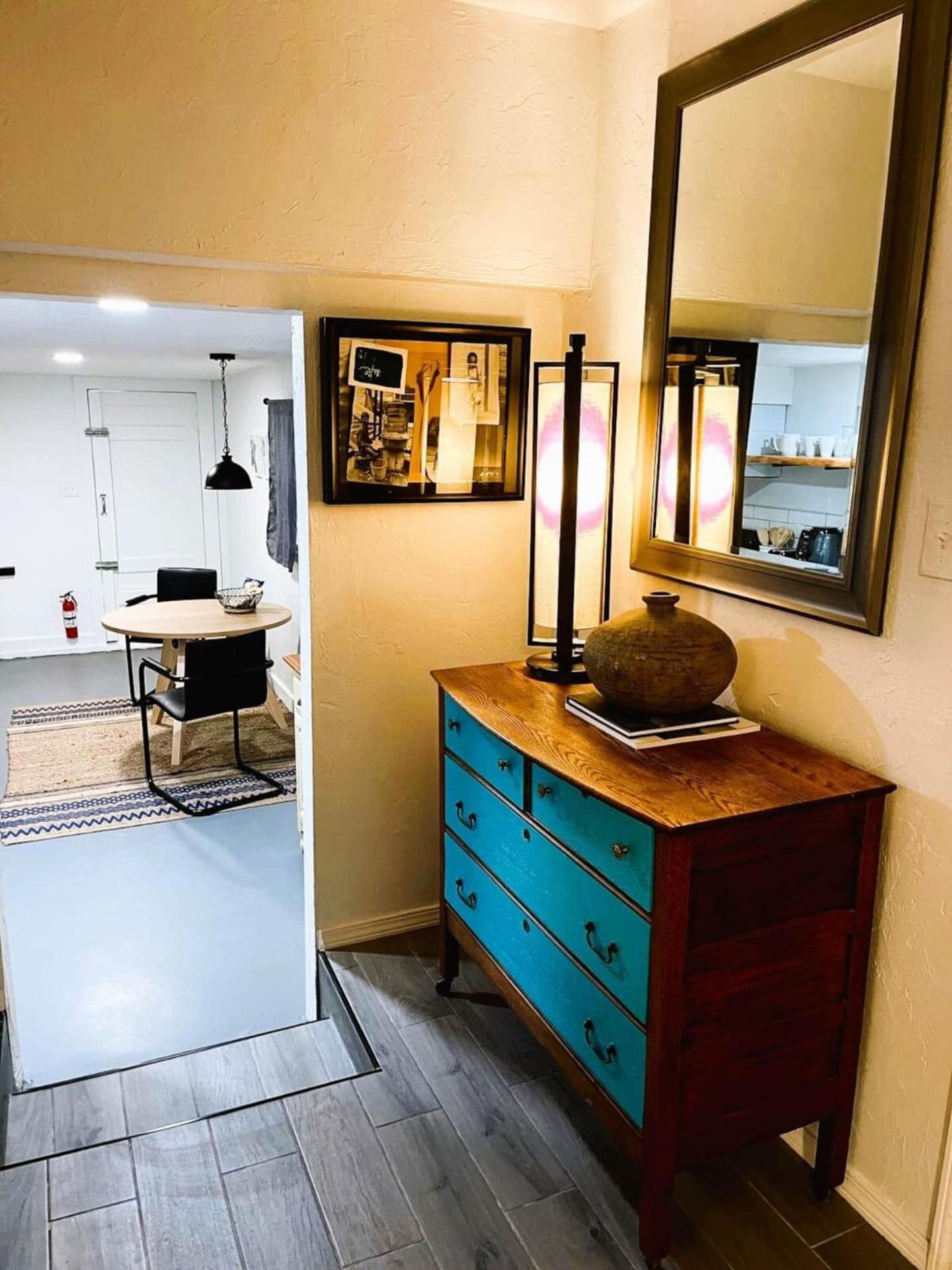 All-Inclusive Studio Near Okcs Best #C2 Oklahoma City Bagian luar foto
